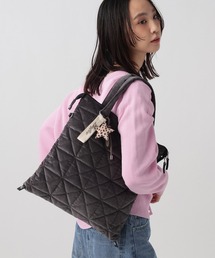 チャーム付き3WAYコーデュロイトートバッグ