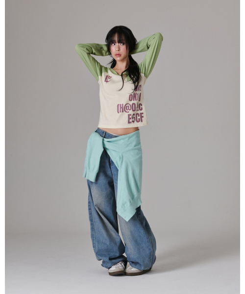 ESCAPEFROM(エスケープフロム)の「ESCF ピクセルタイポプリントサイドスナップロングスリーブライトグリーン(Tシャツ/カットソー・レディース・その他・MEDIUM)」の3枚目の写真