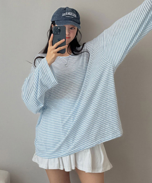 VIVID LADY(ビビッドレディー)の「ボーダー柄 Vネック ロンT(Tシャツ/カットソー・レディース・ライトブルー/ブラック・FREE)」の5枚目の写真