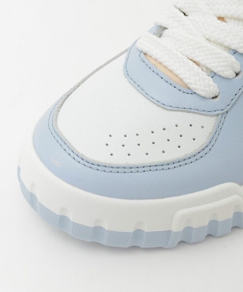 SOFFITTO(ソフィット)の「【Casablanca/カサブランカ】White & Powder Blue Court Sneaker APF24-SNK-017-02(スニーカー・レディース・サックスブルー・5)」の8枚目の写真