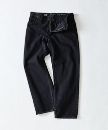 SLIM TAPERED JEANS