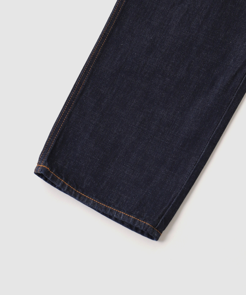 B.C STOCK(ベーセーストック)の「SLIM TAPERED JEANS(デニムパンツ・メンズ・ネイビー/ブラック・LARGE/MEDIUM/X-LARGE)」の19枚目の写真