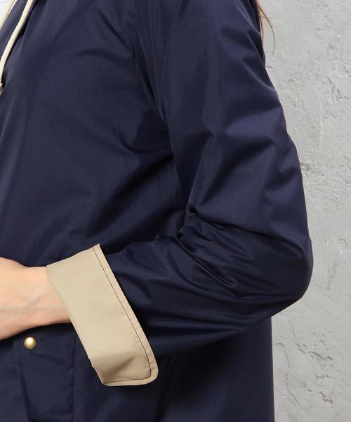 green label relaxing（グリーンレーベルリラクシング）の「CB バイカラーレインコート（レインコート/ポンチョ・レディース・ネイビー・FREE）」の6枚目の写真