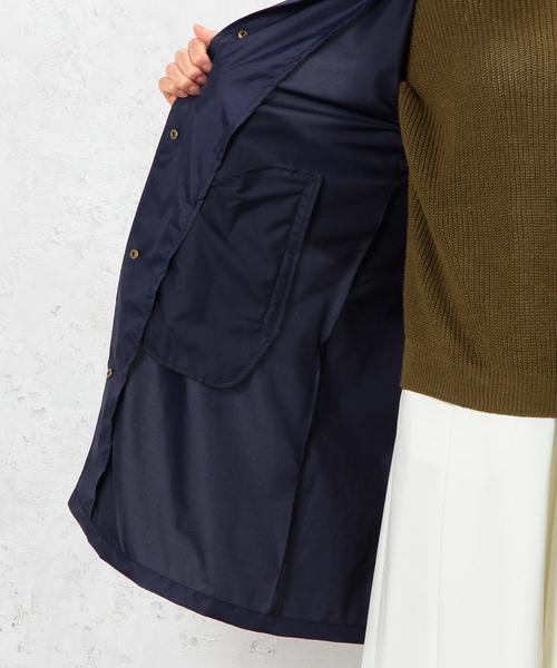 green label relaxing（グリーンレーベルリラクシング）の「CB バイカラーレインコート（レインコート/ポンチョ・レディース・ネイビー・FREE）」の8枚目の写真