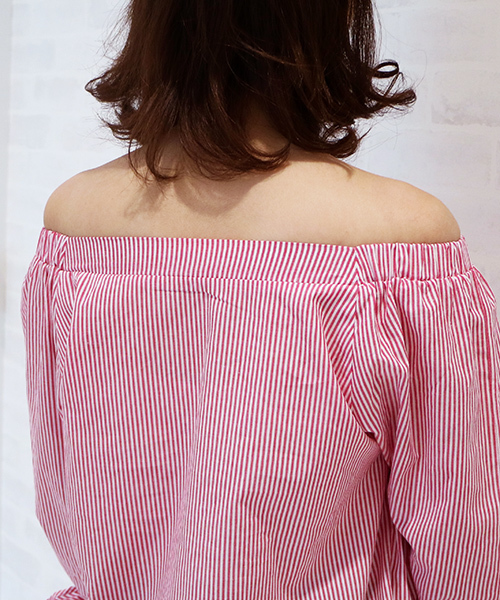 N.（N. Natural Beauty Basic）（エヌエヌナチュラルビューティーベーシック）の「◆オフショルコットンリボンスリーブブラウス（シャツ/ブラウス・レディース・レッド系その他/ブルー系その他・MEDIUM）」の5枚目の写真