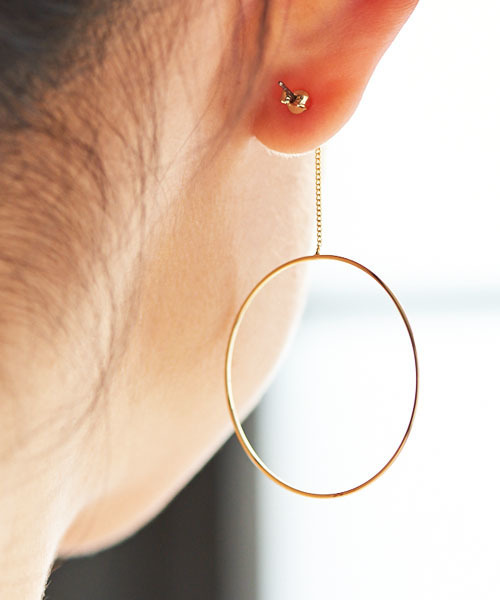 CLAFty by STYLE DELI(クラフティバイスタイルデリ)の「SWING pierce 005 (ピアス(両耳用)・レディース・ゴールド・FREE)」の5枚目の写真