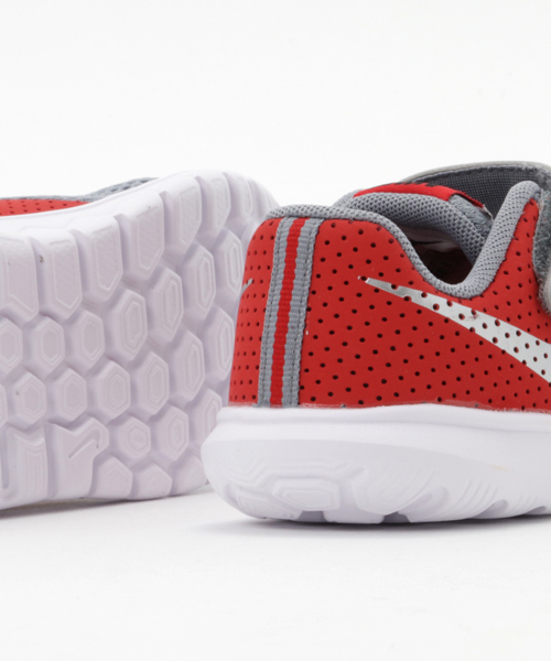 NIKE（ナイキ）の「【NIKE】エクスペリエンスKIDS（スニーカー・キッズ・ピンク/グレー・14/15 /13）」の3枚目の写真