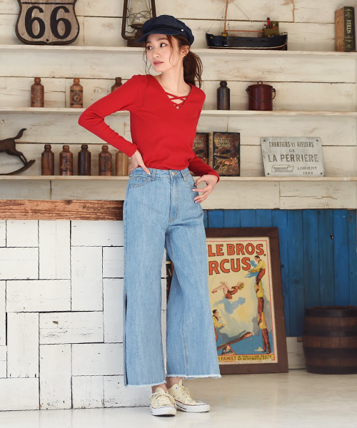 Luz Llena(ラズレナ)の「サイドスリットワイドデニムパンツ(デニムパンツ・レディース・ライトブルー/インディゴブルー/ブルー・MEDIUM/LARGE)」の6枚目の写真