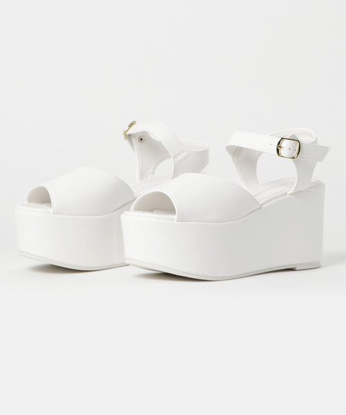 WEGO（ウィゴー）の「WEGO/厚底サンダル（サンダル・レディース・ホワイト/シルバー/ピンク/ブラック・MEDIUM/LARGE）」の12枚目の写真