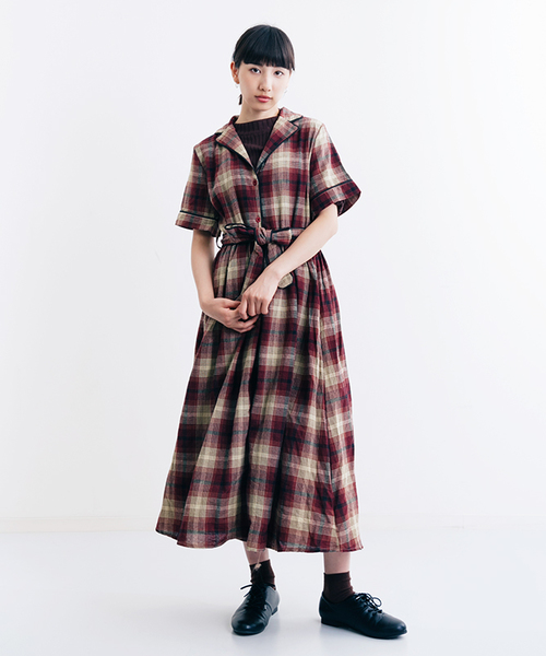 MERLOT（メルロー）の「シャドウチェック柄シャツワンピース1179（シャツワンピース・レディース・ネイビー/レッド/グリーン・FREE）」の7枚目の写真