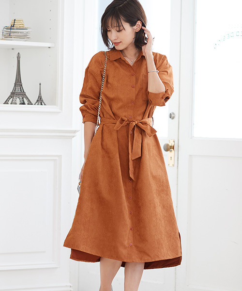 Pierrot(ピエロ)の「スエードタッチ 2wayロングシャツワンピース(シャツワンピース・レディース・ネイビー/ブラウン/カーキ/オレンジ系その他/グレイッシュベージュ/レンガ・L/M)」の6枚目の写真