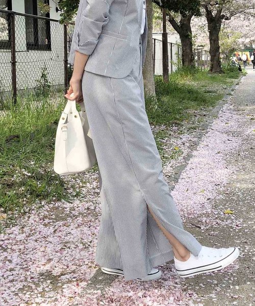 PICCIN(ピッチン)の「コードレーンワイドパンツ(その他パンツ・レディース・ベージュ/ネイビー/ライトグリーン・MEDIUM/LARGE)」の3枚目の写真