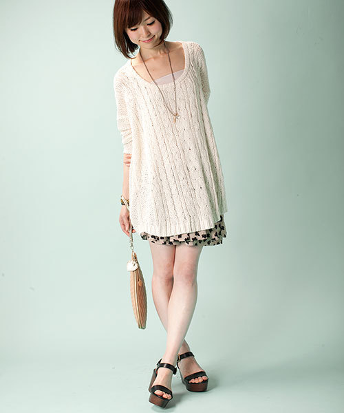 NANO universe(ナノユニバース)の「ケーブルニットプルオーバー 7/S(ニット/セーター・レディース・アイボリー/ベージュ・FREE)」の9枚目の写真