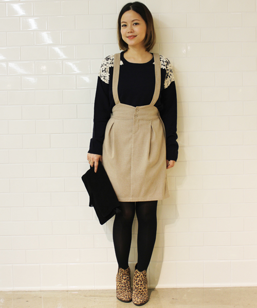 mystic(ミスティック)の「肩レースプルオーバー(ニット/セーター・レディース・アイボリー/ブラック/グレー/ブルー/ネイビー/ピンク・フリ-)」の14枚目の写真