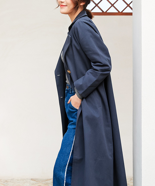 Futier land(フューティアランド)の「超ロング丈ベーシック・スプリングコート(トレンチコート・レディース・ベージュ/ネイビー/カーキ/ライトイエロー/ブラウン系その他/チャコールグレー・MEDIUM/LARGE)」の20枚目の写真