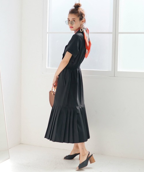 LADYMADE（レディメイド）の「ダブルボタンプリーツワンピース（ワンピース・レディース・ブラック/ブラウン/ライトベージュ・FREE）」の2枚目の写真