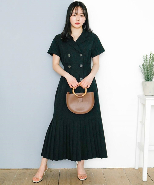 LADYMADE（レディメイド）の「ダブルボタンプリーツワンピース（ワンピース・レディース・ブラック/ブラウン/ライトベージュ・FREE）」の13枚目の写真