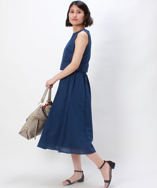 TRUDEA(トルディア)の「「綿/麻」マキシワンピース(ワンピース・レディース・オレンジ/カーキ/イエロー/ブルー/ベージュ/ネイビー・MEDIUM)」の4枚目の写真