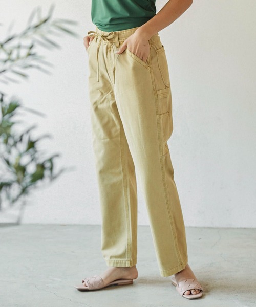 UNIVERSAL OVERALL(ユニバーサルオーバーオール)の「UNIVERSAL OVERALL × JACK & MARIE リラックスワイドペインターパンツ(カーゴパンツ・レディース・サンドベージュ/オリーブドラブ・M/L)」の21枚目の写真