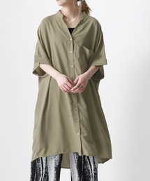 『スキッパーノーカラーシャツワンピ』