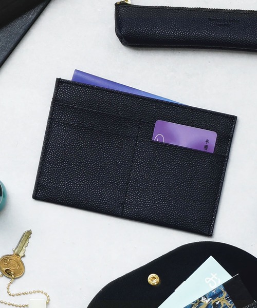 HIGHTIDE（ハイタイド）の「Grains de sable サーブル 通帳ケース パスポート ポーチ（パスポートケース・レディース・グレー/ネイビー/キャメル・FREE）」の9枚目の写真