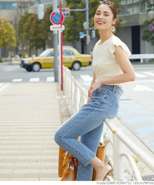 coca（coca）（コカ）の「ショルダーフリルノースリーブニットトップス（Tシャツ/カットソー・レディース・ホワイト/ブラック・ONE SIZE）」の5枚目の写真