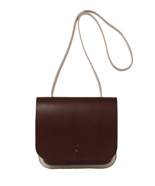 CAMPER(カンペール)の「UPPER ナナメ掛けショルダーS(ショルダーバッグ・レディース・チョコ・FREE)」の1枚目の写真