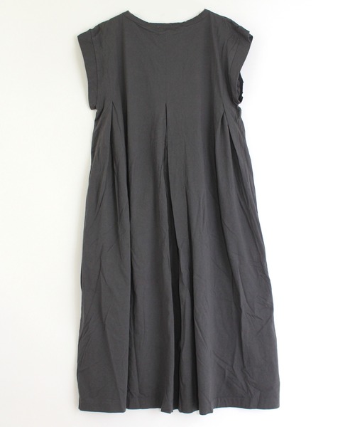 RNA-N（アールエヌエーエヌ）の「M1435 タックフレンチスリーブワンピース（ワンピース・レディース・オフホワイト/ダークグレー/マスタード・MEDIUM）」の5枚目の写真