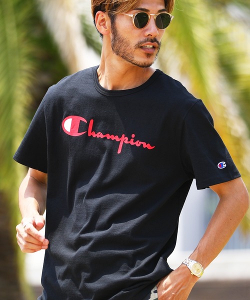 Champion(チャンピオン)の「Champion チャンピオン スクリプト ロゴ オーバーサイズ 半袖 クルーネック Tシャツ(Tシャツ/カットソー・メンズ・ブラック/グレー/ホワイト/レッド・SMALL/MEDIUM/LARGE/X-LARGE)」の2枚目の写真