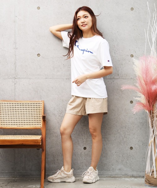 Champion(チャンピオン)の「Champion チャンピオン スクリプト ロゴ オーバーサイズ 半袖 クルーネック Tシャツ(Tシャツ/カットソー・メンズ・ブラック/グレー/ホワイト/レッド・SMALL/MEDIUM/LARGE/X-LARGE)」の13枚目の写真