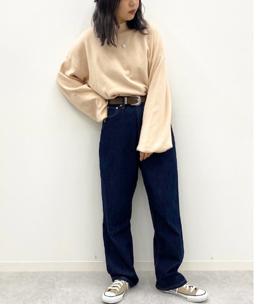 apres jour mignon(アプレジュールミニョン)の「モックネック袖ボリュームニット【ZOZOTOWN限定アイテム】(ニット/セーター・レディース・ブラック/アイボリー/ダークブラウン/パープル/モカ/ブルー系その他・X-LARGE/フリー)」の11枚目の写真