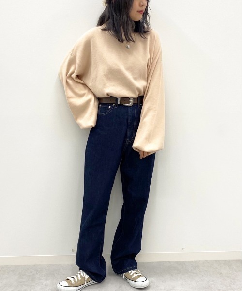 apres jour mignon(アプレジュールミニョン)の「モックネック袖ボリュームニット【ZOZOTOWN限定アイテム】(ニット/セーター・レディース・ブラック/アイボリー/ダークブラウン/パープル/モカ/ブルー系その他・X-LARGE/フリー)」の12枚目の写真