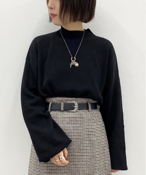apres jour mignon(アプレジュールミニョン)の「モックネック袖ボリュームニット【ZOZOTOWN限定アイテム】(ニット/セーター・レディース・ブラック/アイボリー/ダークブラウン/パープル/モカ/ブルー系その他・X-LARGE/フリー)」の14枚目の写真