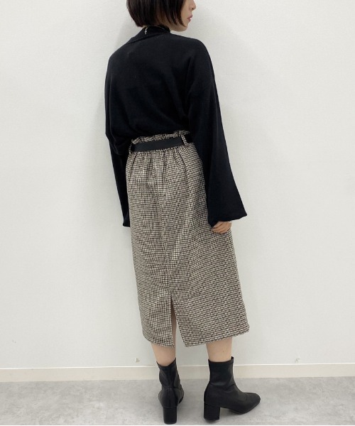 apres jour mignon(アプレジュールミニョン)の「モックネック袖ボリュームニット【ZOZOTOWN限定アイテム】(ニット/セーター・レディース・ブラック/アイボリー/ダークブラウン/パープル/モカ/ブルー系その他・X-LARGE/フリー)」の18枚目の写真