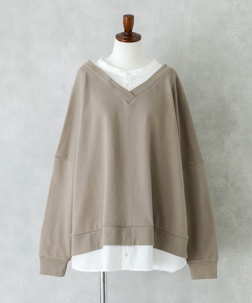 osharewalker（オシャレウォーカー）の「『シャツドッキングVネックスウェット』（スウェット・レディース・ミント/ブラック/グレイッシュベージュ/グレイッシュブルー・FREE）」の20枚目の写真