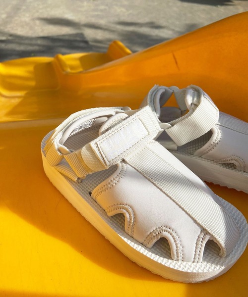 SHAKA（シャカ）の「ROCKY STRETCH LITTLE（サンダル・キッズ・ブラック/パープル系その他/イエロー×グリーン/レオパード/ピンク系その他/ブラック系その他/その他/アイボリー・17cm/18cm/19cm/20cm/21cm/15cm/16cm/15 /16/18/17/19/20/21）」の14枚目の写真