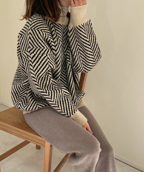 LE MORE（リモア）の「ヘリンボーンニット（ニット/セーター・レディース・ブラック/ベージュ・FREE）」の11枚目の写真