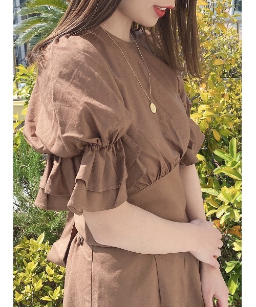 one way(ワンウェイ)の「【oneway】バックリボンボリュームスリーブ(シャツ/ブラウス・レディース・ベージュ/ライトブラウン/カーキ/ブラック・FREE)」の3枚目の写真