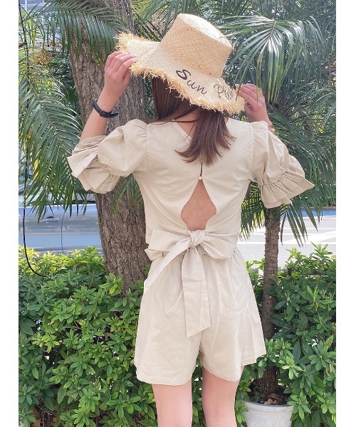 one way(ワンウェイ)の「【oneway】バックリボンボリュームスリーブ(シャツ/ブラウス・レディース・ベージュ/ライトブラウン/カーキ/ブラック・FREE)」の20枚目の写真