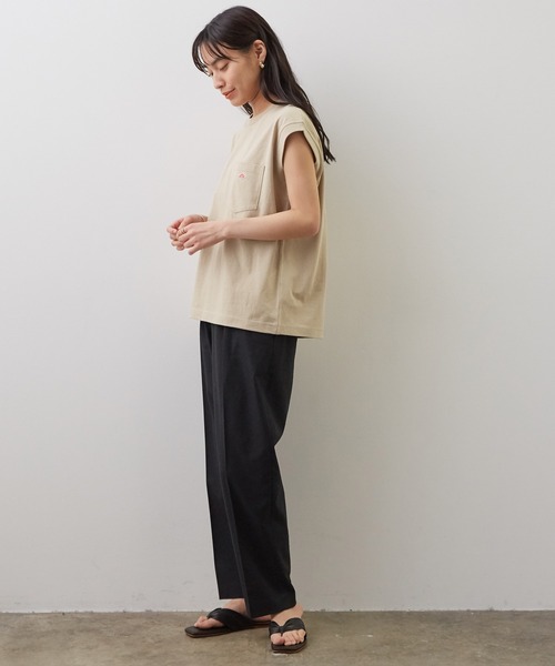 DANTON ベージュ Tシャツ 左胸ポケット付き