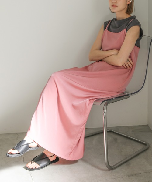 select MOCA(セレクトモカ)の「2021 SS スムースサテンリラックスキャミワンピース(ワンピース・レディース・ミント/パープル/ピンク・FREE)」の3枚目の写真