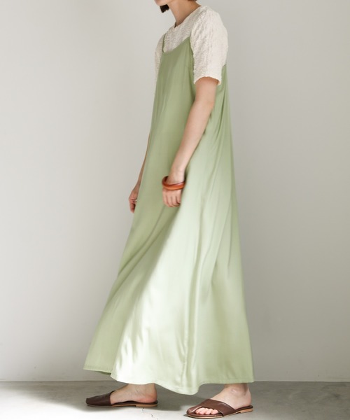 select MOCA(セレクトモカ)の「2021 SS スムースサテンリラックスキャミワンピース(ワンピース・レディース・ミント/パープル/ピンク・FREE)」の20枚目の写真