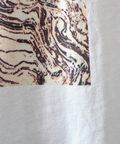 MinoriTY（マイノリティ）の「【MinoriTY】モダンアート柄半袖プリントTシャツ デザインカットソー メンズ オーバーサイズ ビッグシルエット 夏服（Tシャツ/カットソー・メンズ・オフホワイト・M/L）」の5枚目の写真