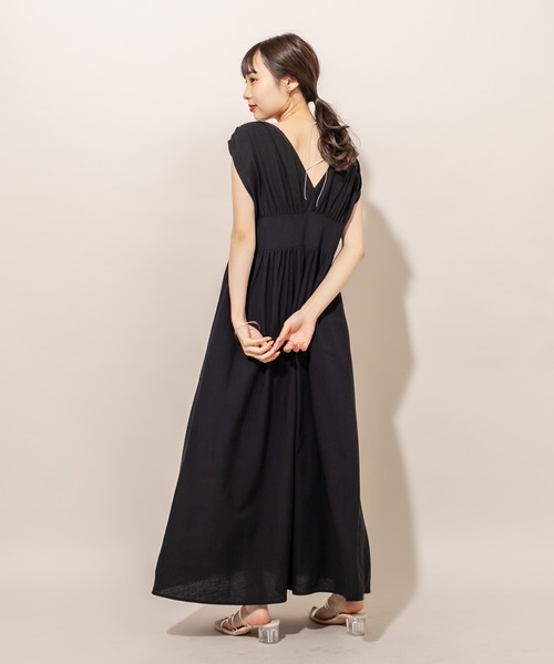 mline（エムライン）の「[mline] WEB限定 フレンチスリーブワンピース（ワンピース・レディース・ベージュ/チャコールグレー/ブラック・FREE）」の10枚目の写真