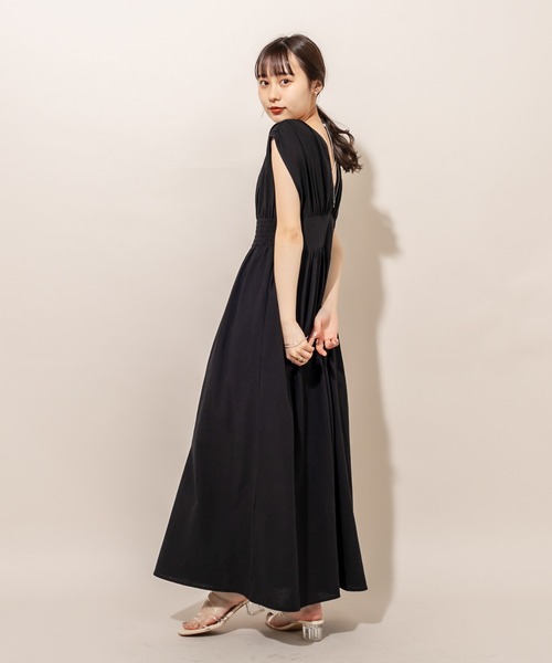 mline（エムライン）の「[mline] WEB限定 フレンチスリーブワンピース（ワンピース・レディース・ベージュ/チャコールグレー/ブラック・FREE）」の17枚目の写真