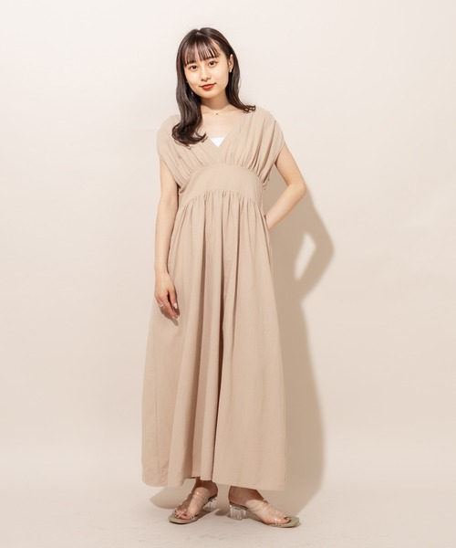 mline（エムライン）の「[mline] WEB限定 フレンチスリーブワンピース（ワンピース・レディース・ベージュ/チャコールグレー/ブラック・FREE）」の12枚目の写真