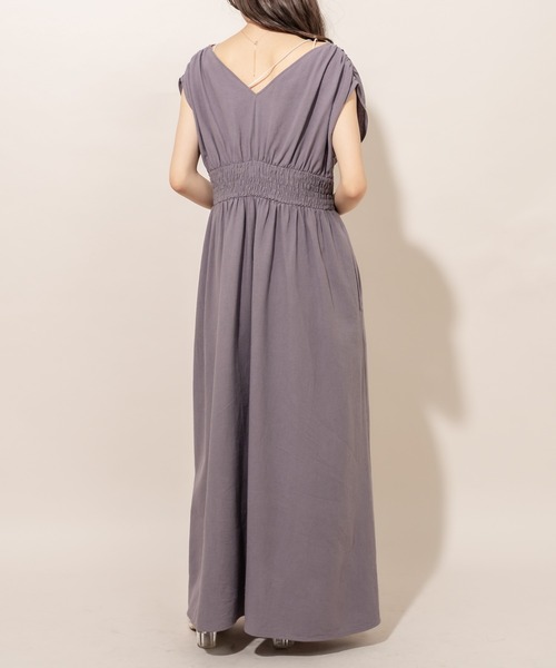 mline（エムライン）の「[mline] WEB限定 フレンチスリーブワンピース（ワンピース・レディース・ベージュ/チャコールグレー/ブラック・FREE）」の5枚目の写真