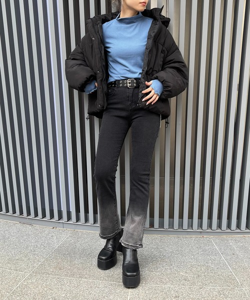 RASVOA(ラスボア)の「【WEB限定】フードボリュームフェイクダウン(ダウンジャケット/コート・レディース・ブラック/アイボリー・FREE)」の16枚目の写真