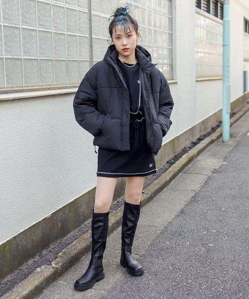 RASVOA(ラスボア)の「【WEB限定】フードボリュームフェイクダウン(ダウンジャケット/コート・レディース・ブラック/アイボリー・FREE)」の8枚目の写真