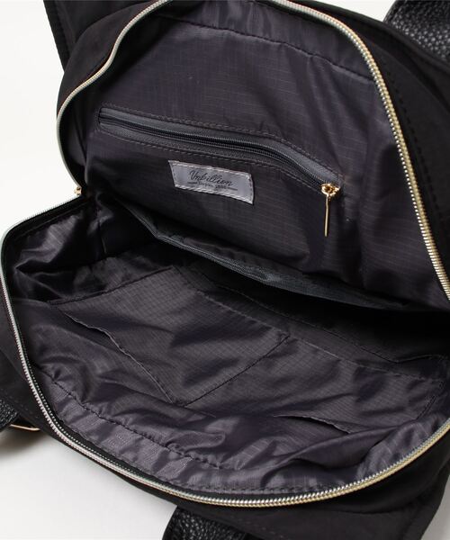 Three Four Time（ｽﾘｰﾌｫｰﾀｲﾑ）の「ポケットパーテーションリュック（バックパック/リュック・レディース・カモフラージュ/グレイッシュベージュ/ブラック・FREE）」の11枚目の写真